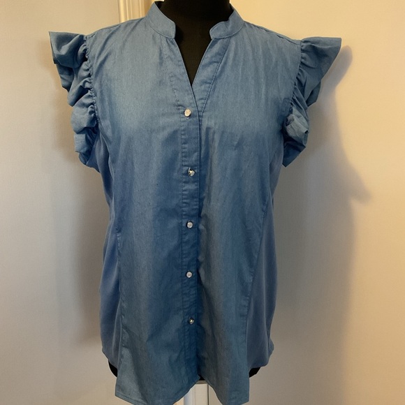 4. NY Collection Blouse Blue Ruffle Flange Sleeveless Chambray Size Large - Picture 2 of 6